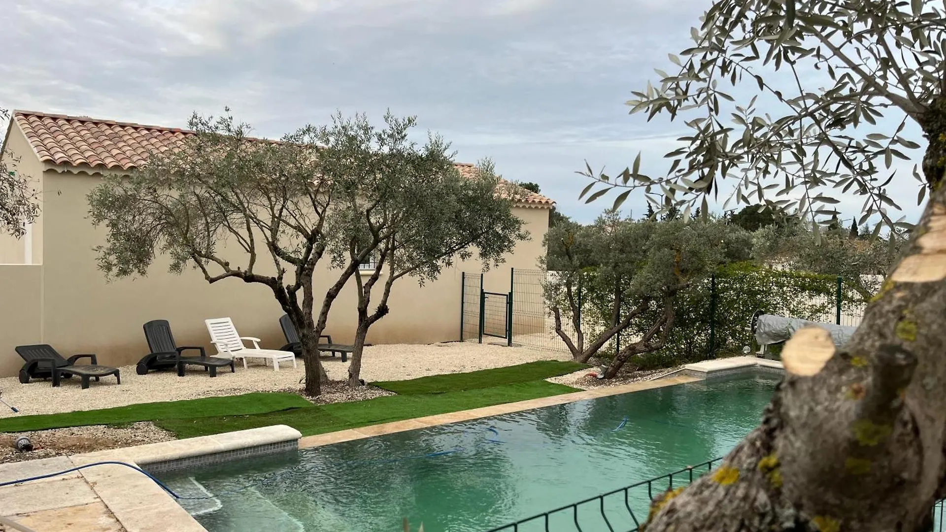 Guest house Chez Nous Hotel Merindol